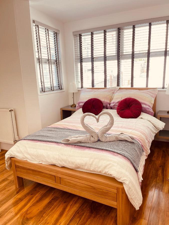 הוילה פלימות' Modern Luxury 3 Bed House מראה חיצוני תמונה